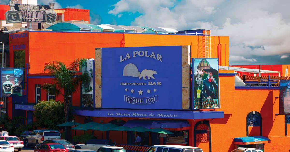 Cliente de La Polar muere tras golpiza en restaurante; detienen a uno de los empleados