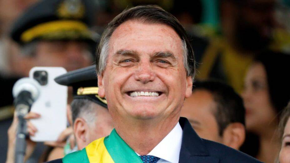  Jair Bolsonaro declara ante Policía Federal sobre ataques del 8 de enero
