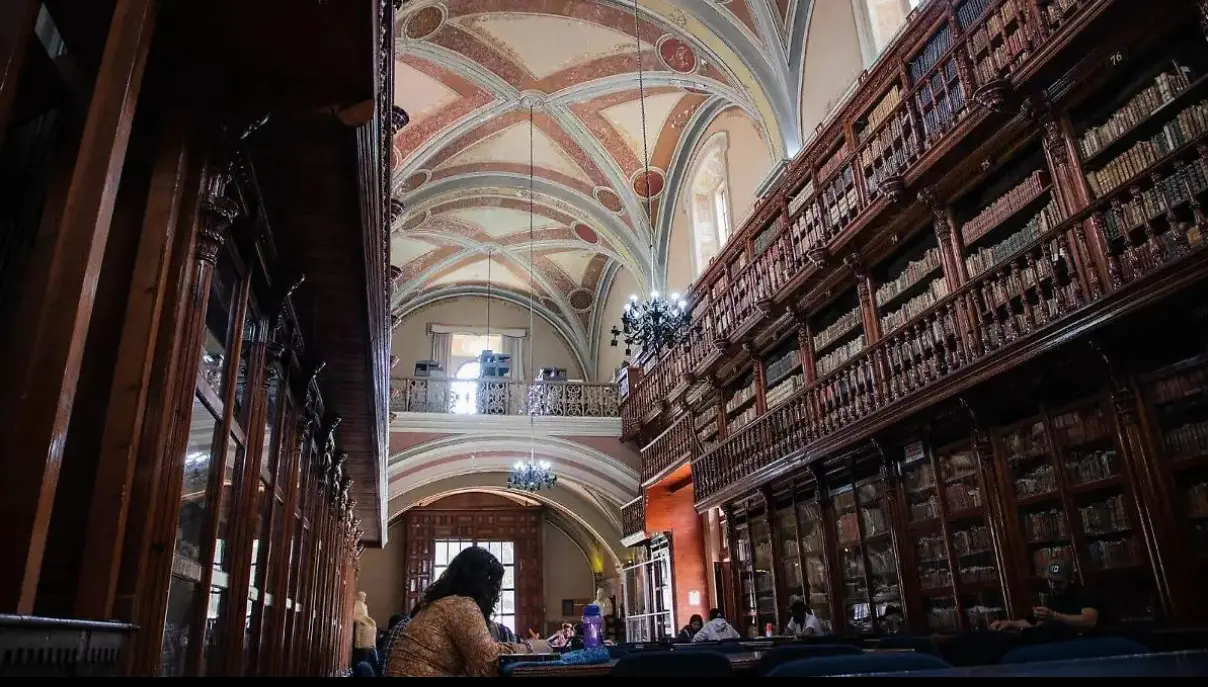 Educación con Valores: Universidades Católicas de Michoacán Impulsan Justicia y Paz, Afirma Rector de Univq