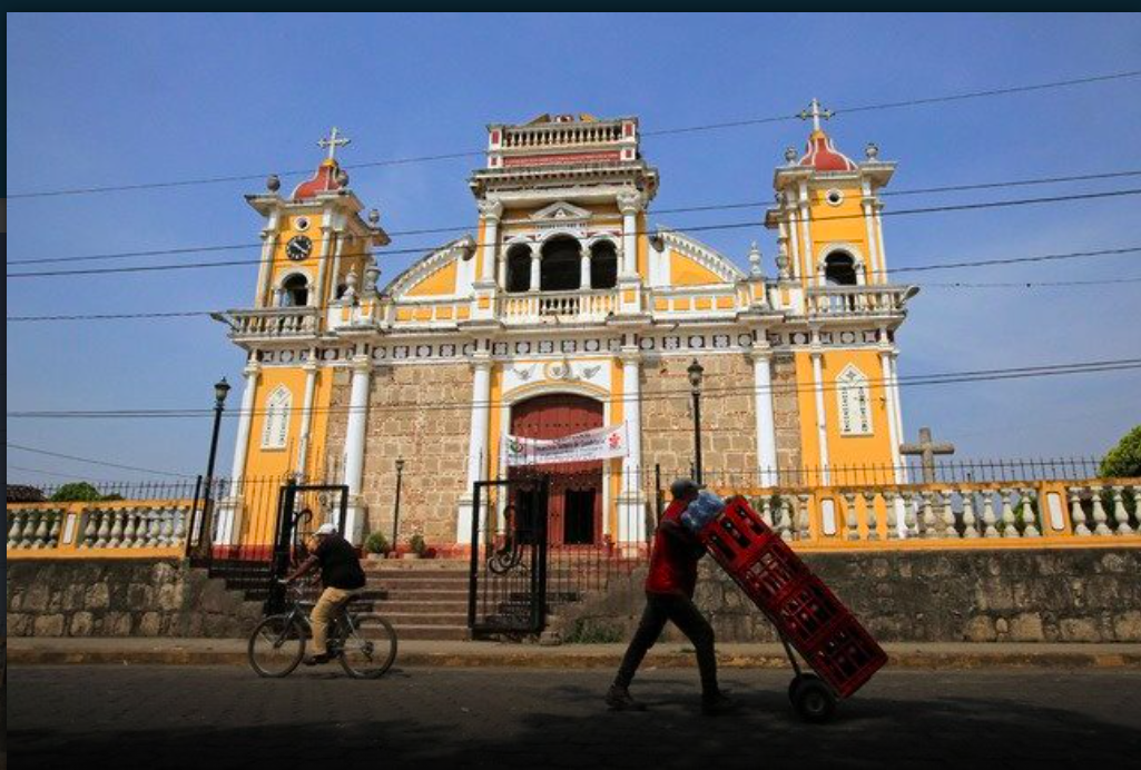 Policía nicaragüense acusa a Iglesia Católica de lavado de dinero