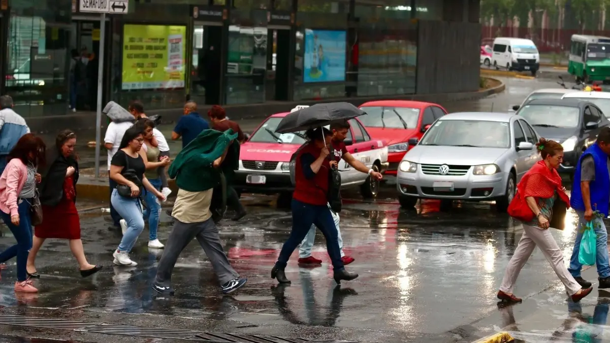 México se prepara para un martes lluvioso: pronostican chubascos y tormentas en varios estados