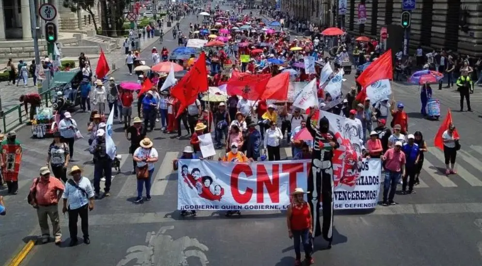 Sheinbaum responde a la CNTE: rechaza represión y acusa posibles provocaciones en las protestas magisteriales