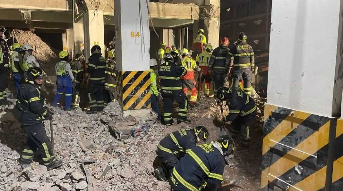 Rescate milagroso en Cuauhtémoc: mujer sobrevive tras quedar atrapada entre los escombros de una vivienda