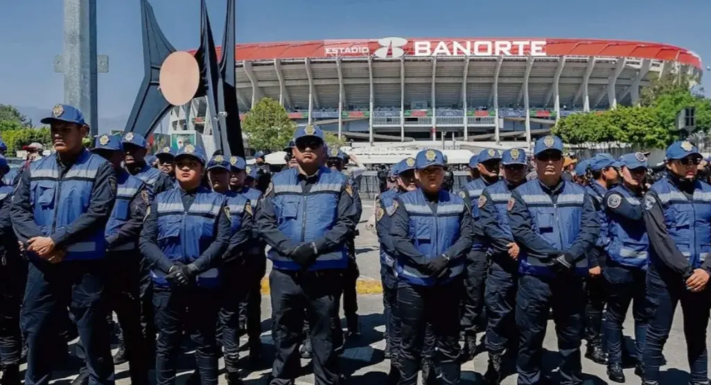 Más de 11 mil policías resguardan la CDMX en una de las jornadas más intensas del Mundial