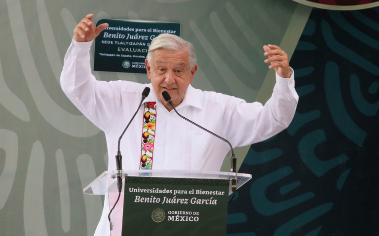 AMLO admite que se quedó “corto” en el apoyo económico para la educación básica