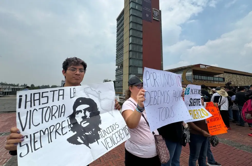 Directores de la UNAM colocan el esfuerzo de los aspirantes en el centro de la revisión
