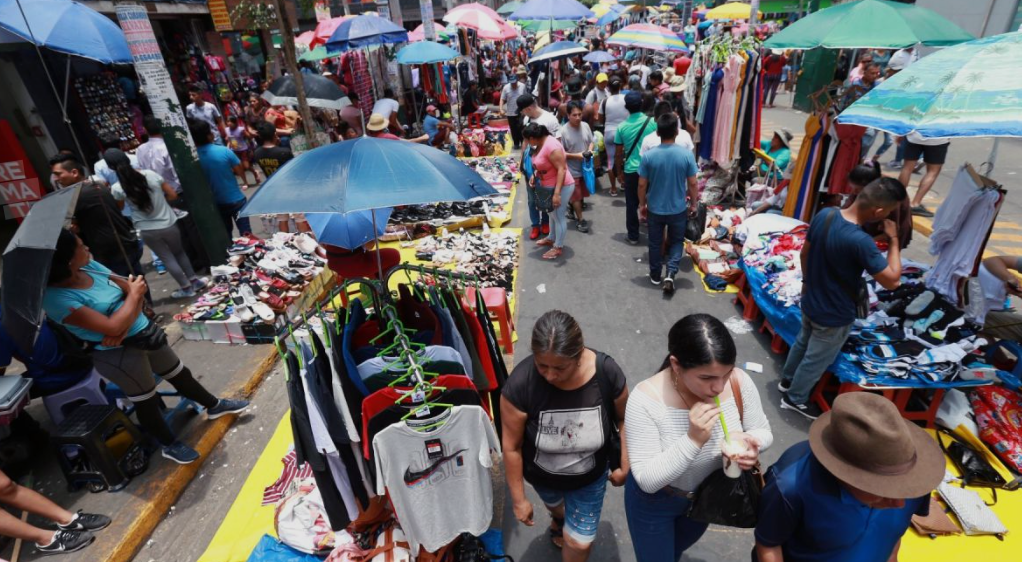 México mantiene más de 60 millones de personas ocupadas, pero la informalidad alcanza al 55%