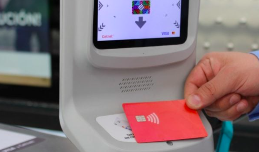 Seis de las siete líneas del Metrobús admiten pagos con tarjetas 
