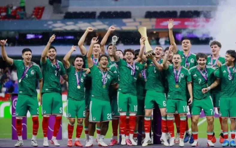 Cristóbal Alfaro se viste de héroe y lleva a México a otra corona Sub-20