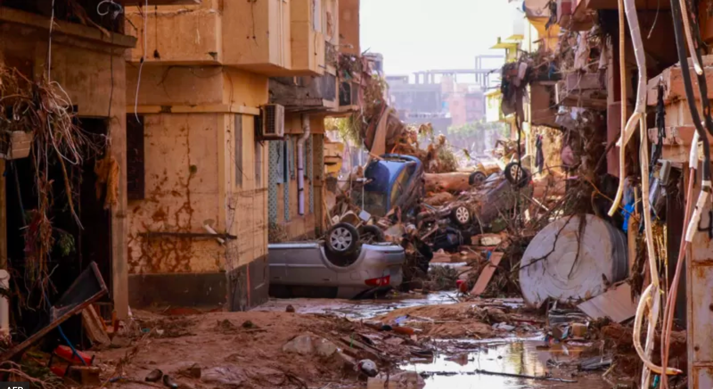 Incrementa de dos mil a cinco mil 200 el número de víctimas en Libia por inundaciones