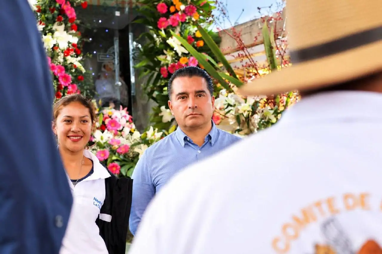 Iván Rodríguez se acerca a San Miguel Dextha en vísperas de su fiesta patronal