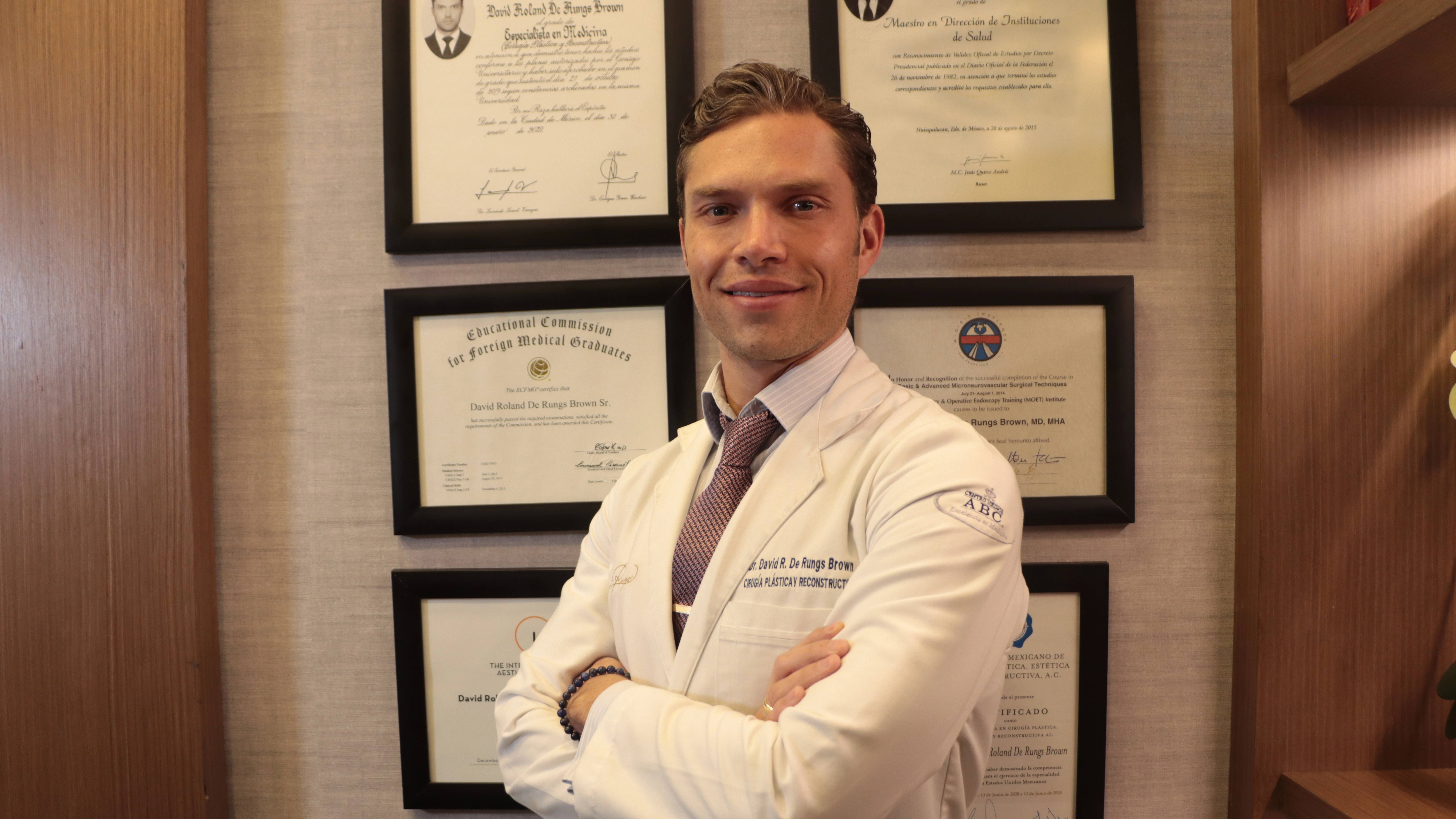 Dr. De Rungs plantea cómo serán las cirugías del futuro