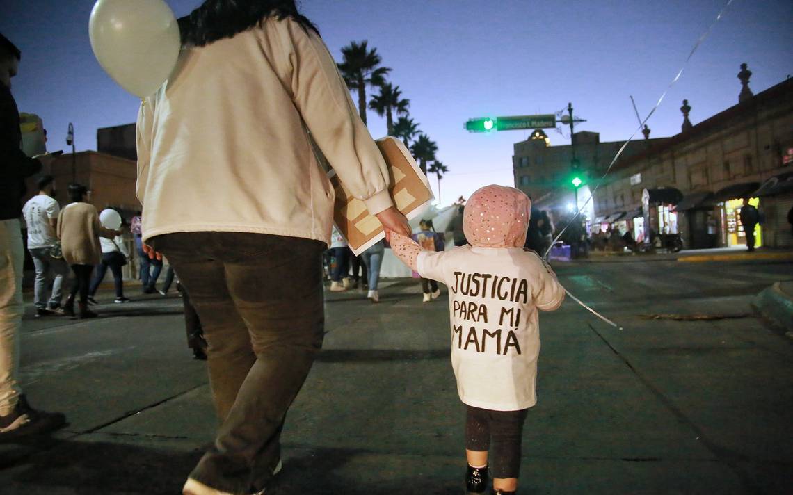 Familiares exigen justicia tras dos años por casos de meningitis en Durango